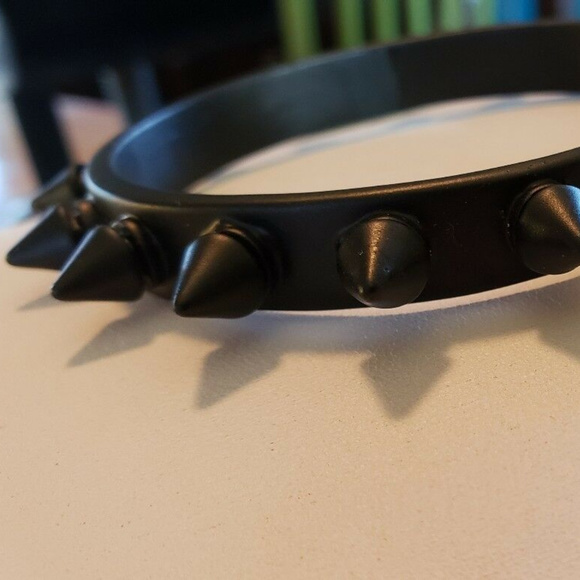 ERICKSON BEAMON ROCKS 4pc GLAM SPIKE BLACK/CRYSTAL BANGLE BRACELET SET/LOT**NEW! - Picture 6 of 10